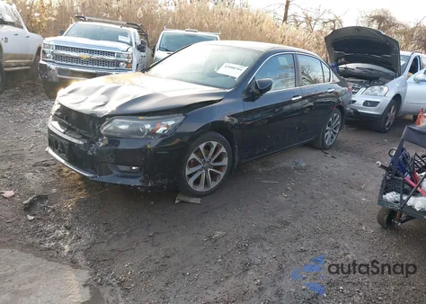 2015 Honda Accord Sport z USA, uszkodzony, nr VIN 1HGCR2F58FA213963